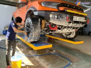 Bàn nâng âm nền cầu nâng 1 trụ 17 ban-nang-am-nen-cau-nang-rua-xe-1-tru-3