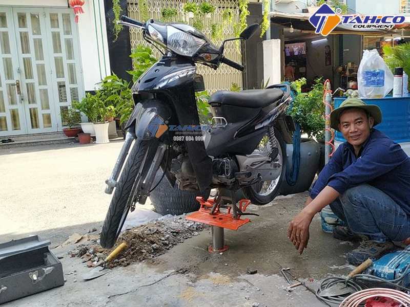 Địa chỉ bán ben nâng rửa xe máy Đồng Nai [TOP]