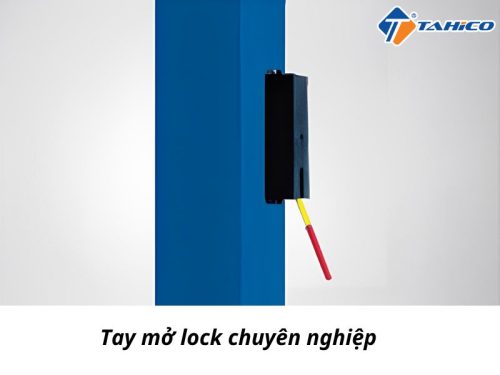 Tay mở lock 1 bên trụ chuyên nghiệp