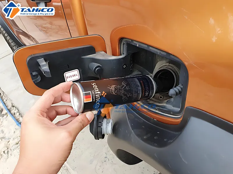 Súc rửa hệ thống dầu Senfineco Diesel CDI System Cleaner 9916 16 Súc Rửa Hệ Thống Dầu Senfineco Diesel Cdi System Cleaner 9916