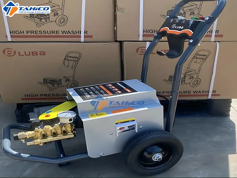 Máy rửa xe Luba LT 17-MB 2.2kw 1300PSI 1 pha 220V 2 Máy rửa xe Luba LT 17-MB 2.2kw 1300PSI 1 pha 220V - Ảnh 2