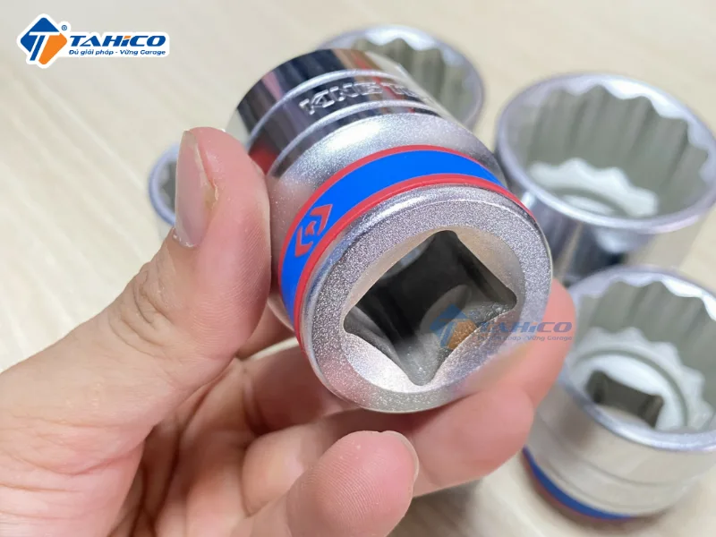 Khẩu tuýp 3/4" Kingtony 633046M - 46mm, 12 cạnh, Trắng, Dài 68mm 15 Khẩu tuýp 3/4" Kingtony 633046M - 46mm, 12 cạnh, Trắng, Dài 68mm