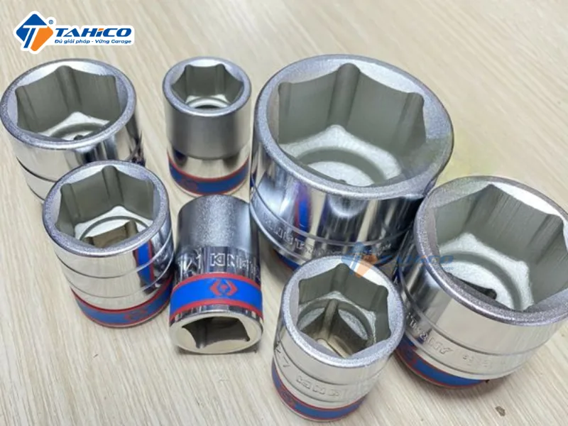 Khẩu tuýp 3/4" Kingtony 633065M - 65mm, 12 cạnh, Trắng, Dài 83mm 16 Khẩu tuýp 3/4" Kingtony 633065M - 65mm, 12 cạnh, Trắng, Dài 83mm