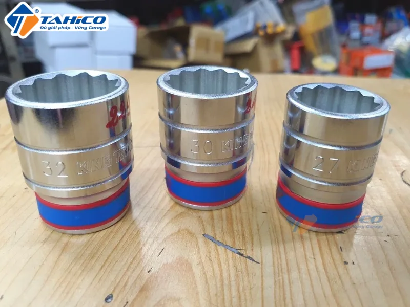Khẩu tuýp 3/4inch Kingtony Series 12 cạnh, Trắng, Dài 52mm 77 Hình ảnh sản phẩm Khẩu tuýp 3/4inch Kingtony Series 12 cạnh, Trắng, Dài 52mm