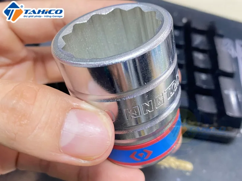 Khẩu tuýp 3/4" Kingtony 633038M - 38mm, 12 cạnh, Trắng, Dài 60mm 14 Hình ảnh sản phẩm Khẩu tuýp 3/4" Kingtony 633038M - 38mm, 12 cạnh, Trắng, Dài 60mm