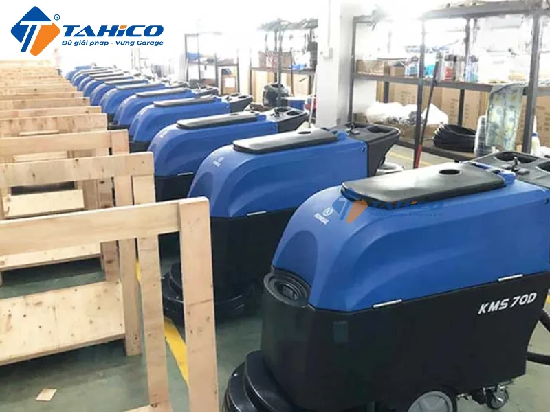 Máy chà sàn liên hợp Kumisai KMS70 Series | Công nghiệp 90 Hình ảnh sản phẩm Máy chà sàn liên hợp Kumisai KMS70 Series | Công nghiệp