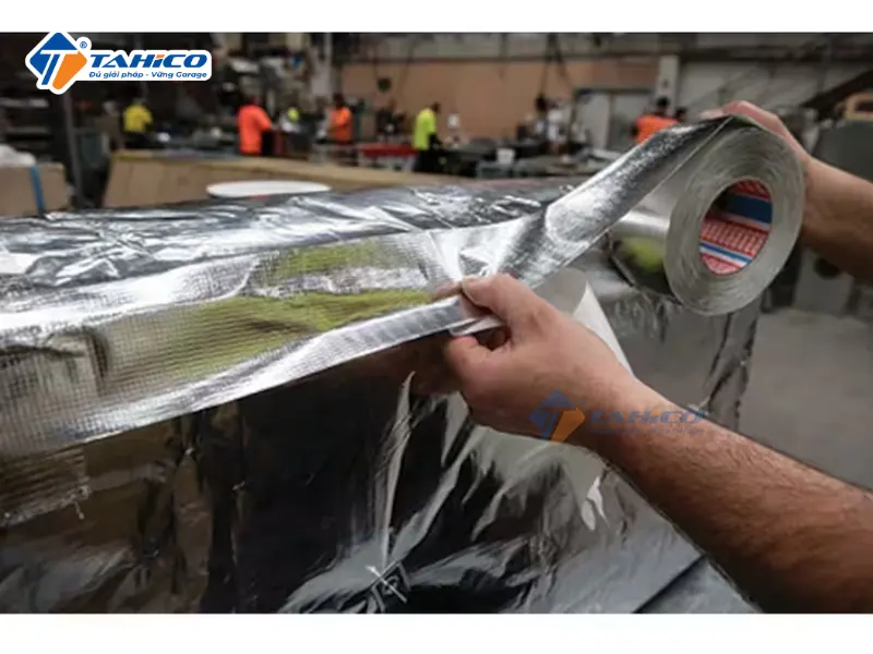 Băng keo nhôm chịu nhiệt cao 3M Aluminum Foil Tape 425 50mm×55m 3 Băng keo nhôm chịu nhiệt cao 3M Aluminum Foil Tape 425 50mm×55m