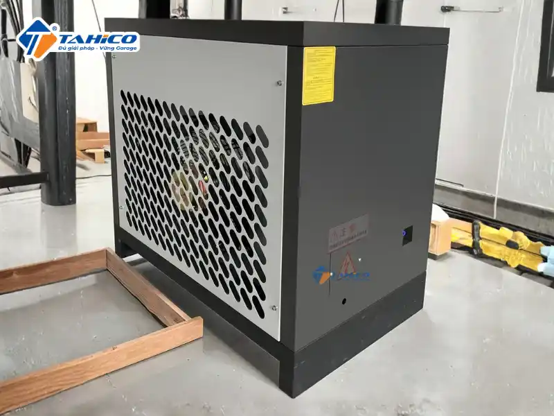 Máy sấy khí Super Air SA-3SF - Phù hợp máy nén khí 30HP 21 Máy có kích thước 800×480×840 mm